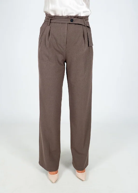 Access Pants With Pleats